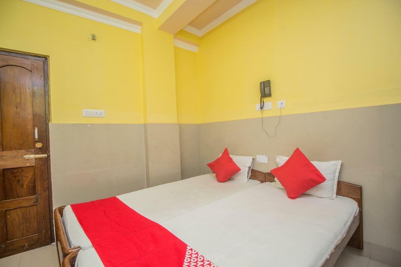 Oyo 44995 Royal Park Hotel Māldah Zewnętrze zdjęcie
