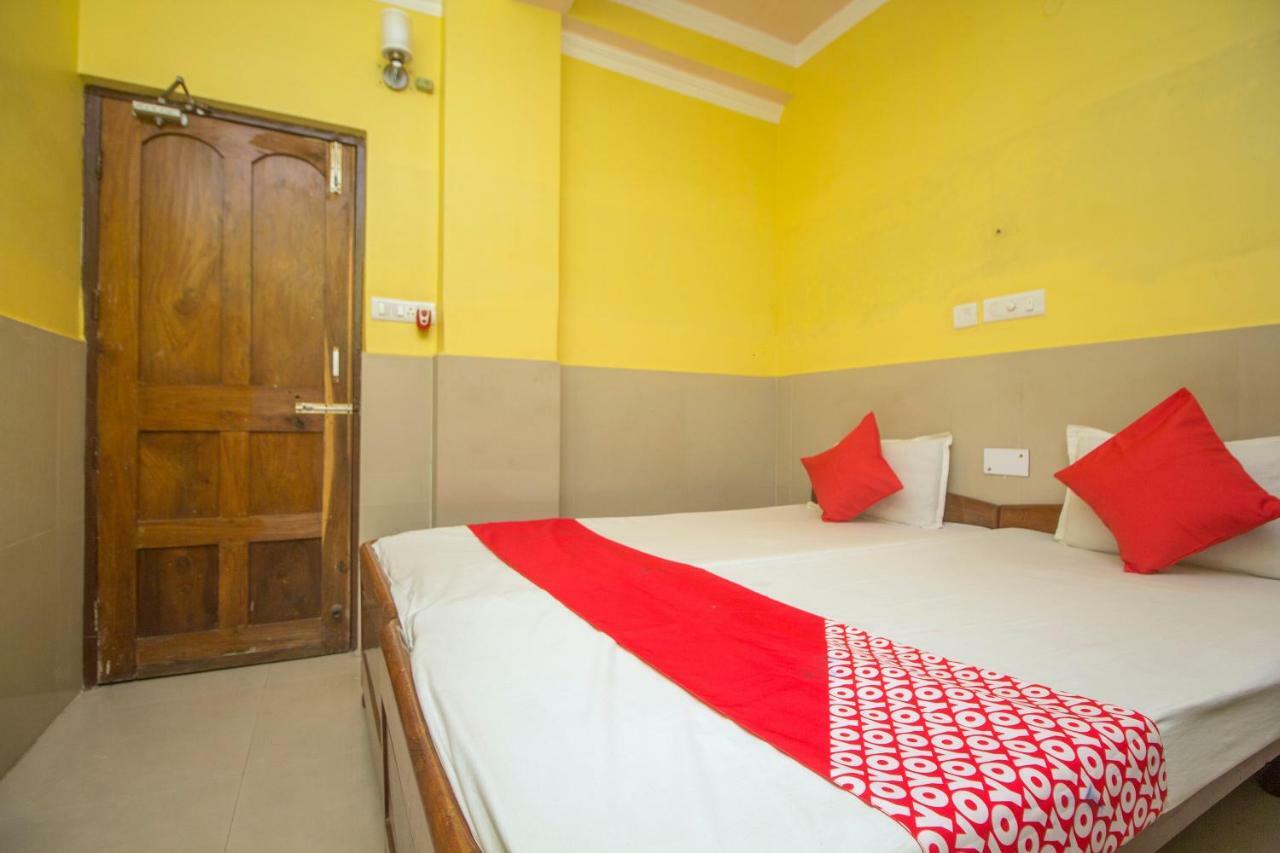 Oyo 44995 Royal Park Hotel Māldah Zewnętrze zdjęcie