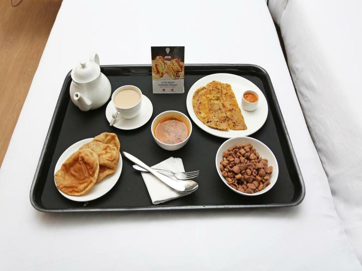Oyo 44995 Royal Park Hotel Māldah Zewnętrze zdjęcie